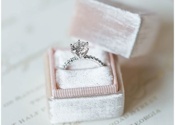 engagement ring prong