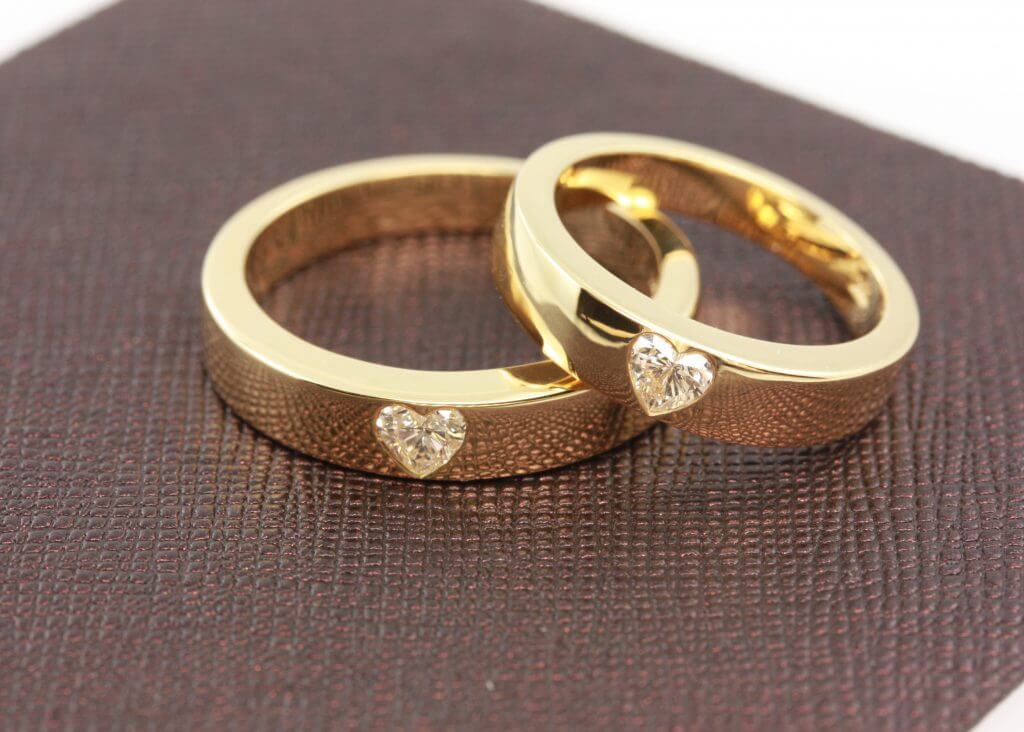 engagement ring flush