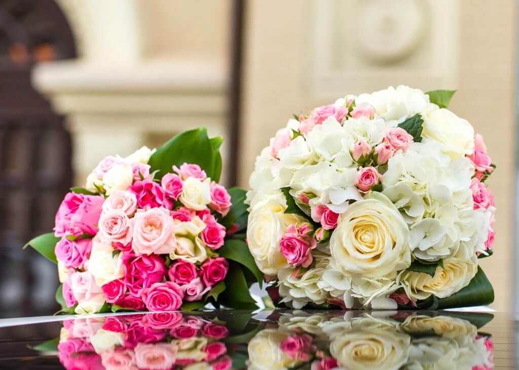Mexico wedding tradition two bouquets