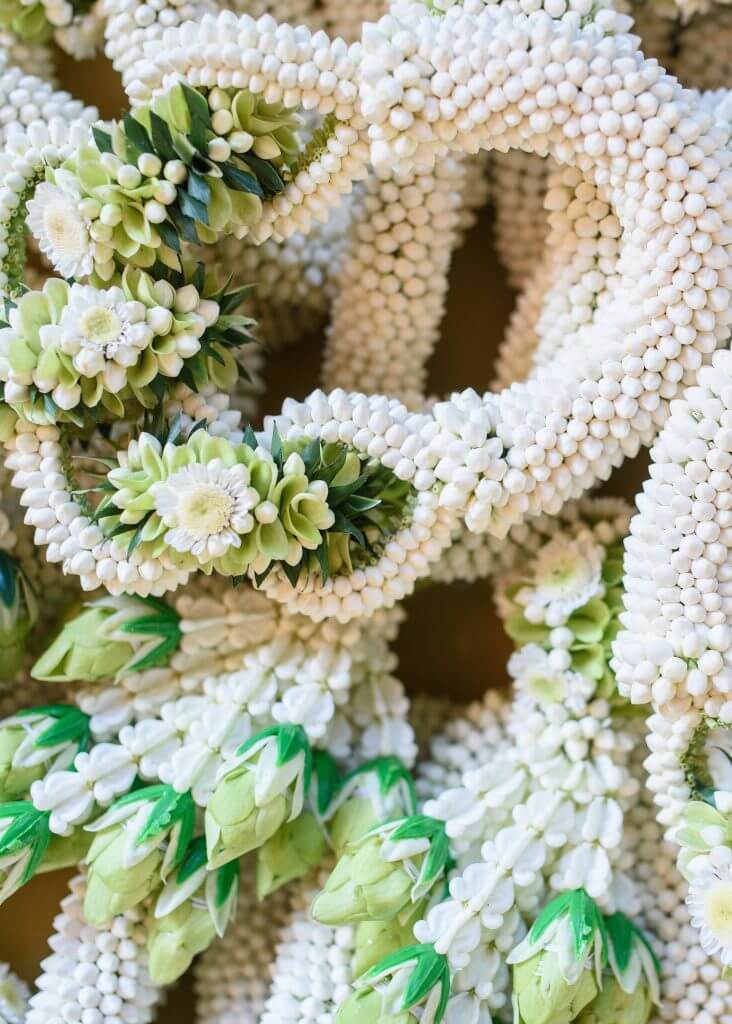 Iran wedding tradition white floral garlands