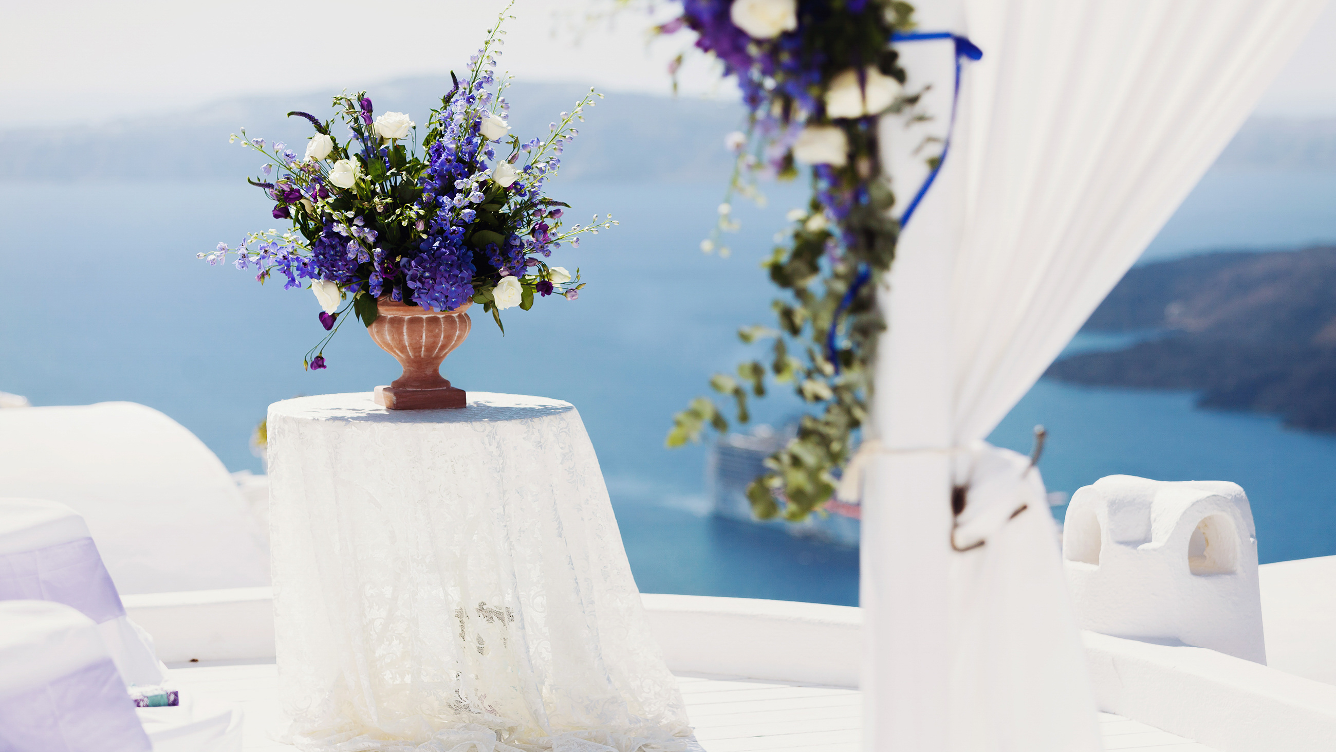 Wedding Planner in Santorini Luxurious Private Venue11